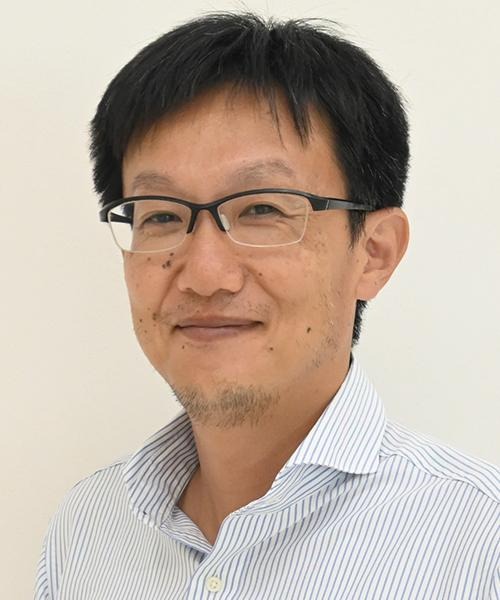野末 佳伸 氏